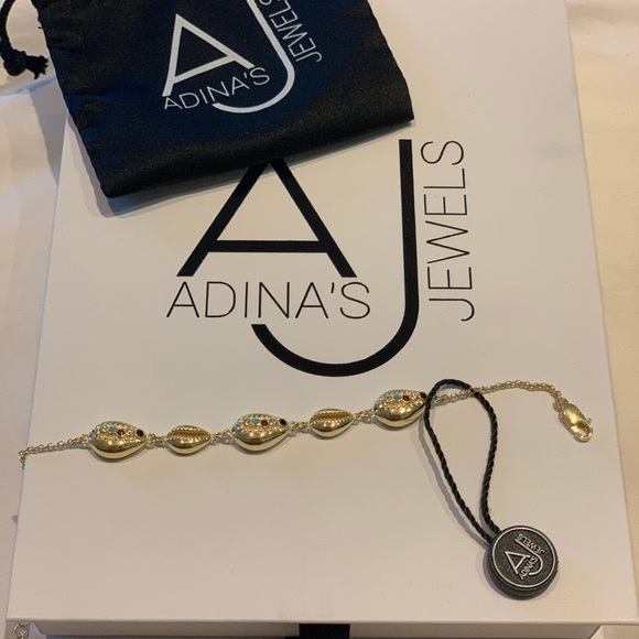 Shell Chain Bracelet - Picture 4 of 5